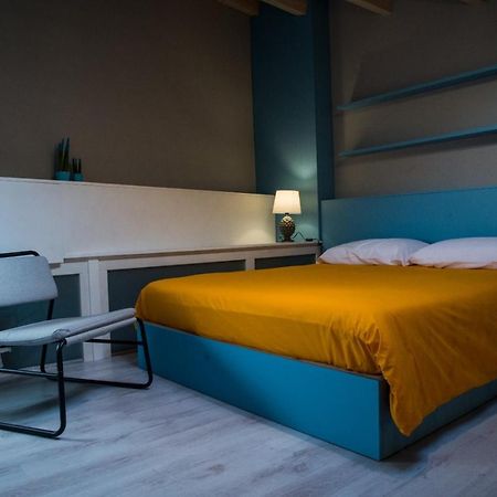 Il Piccolo Loft Holiday Home Палацоло Акрейде Екстериор снимка
